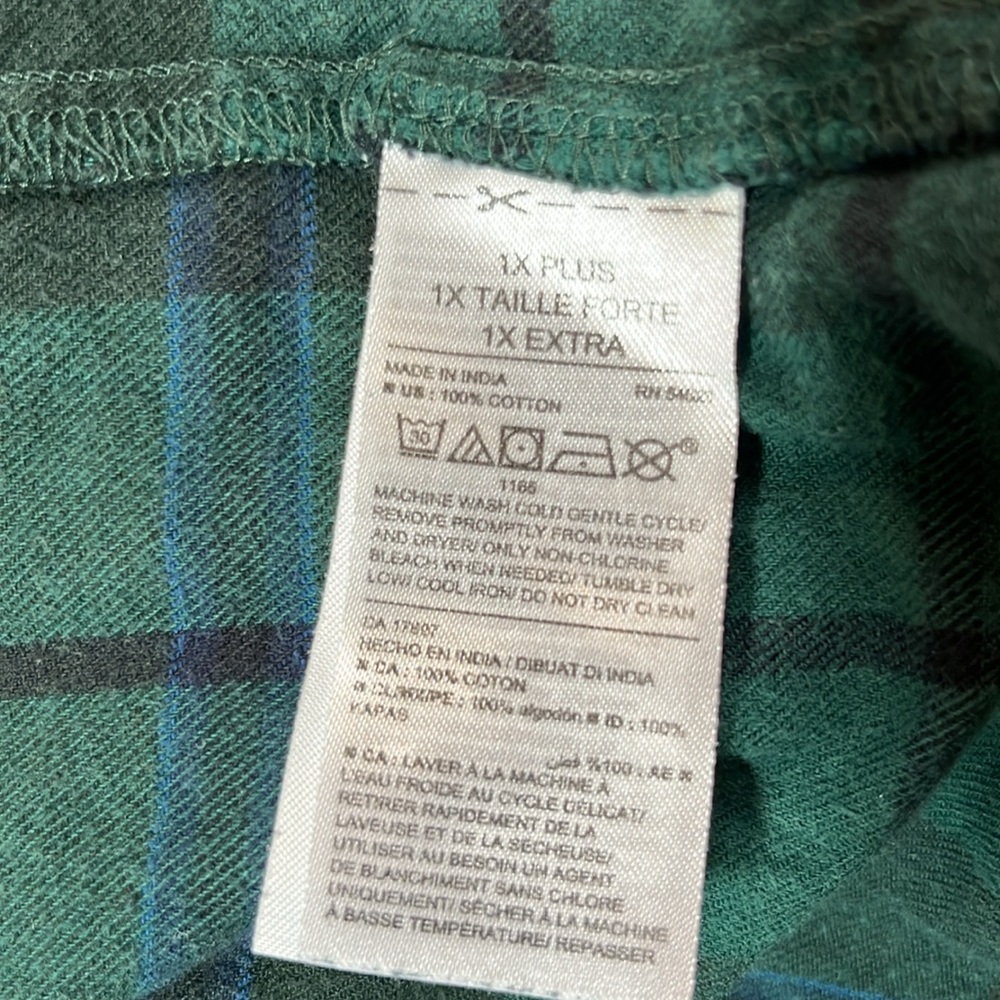 Old Navy, women’s button down blackwatch plaid shirt, size 1x, blue/green - Picture 6 of 6